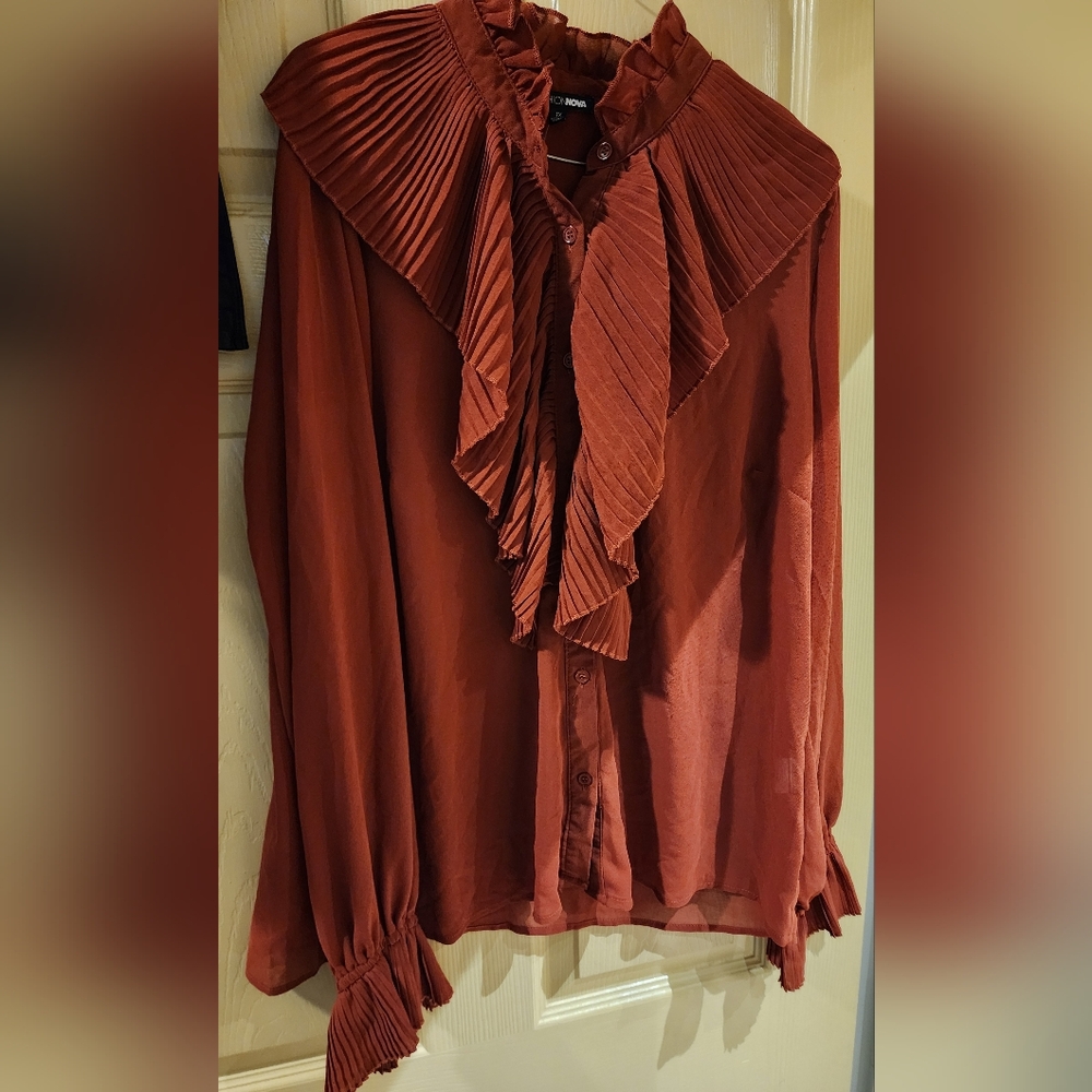 Womens Ruffle Neck Shirt SIZE 1X